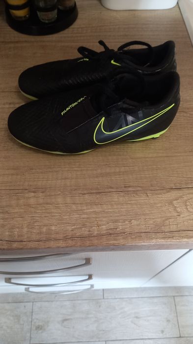 Футболни детски бутнки На Найк