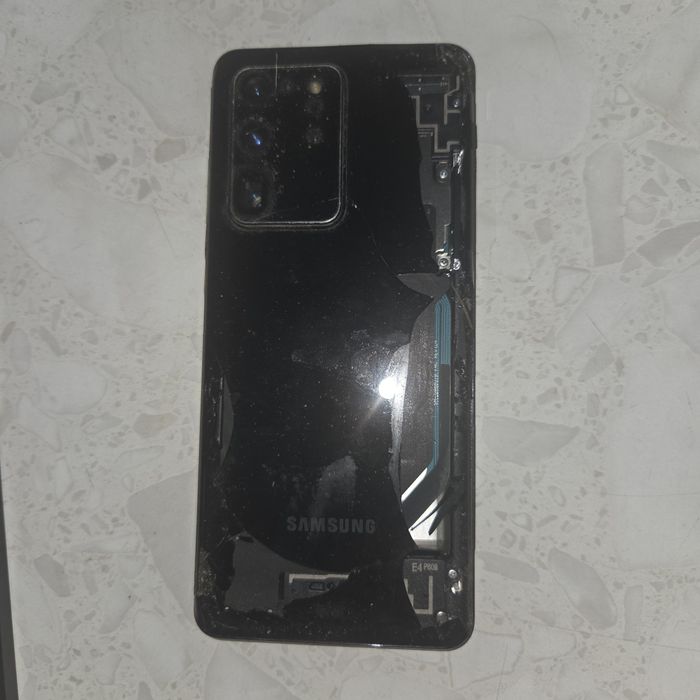 Продам samsung S20ultra