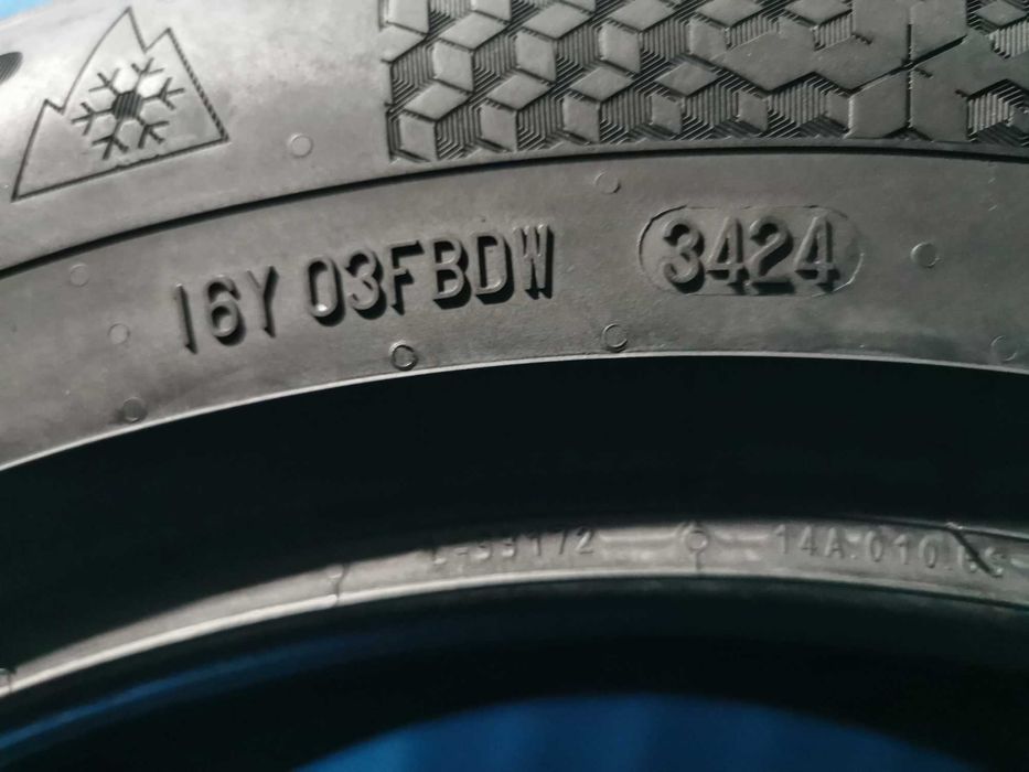 215/60 R17 - continental m+s 4 bucati