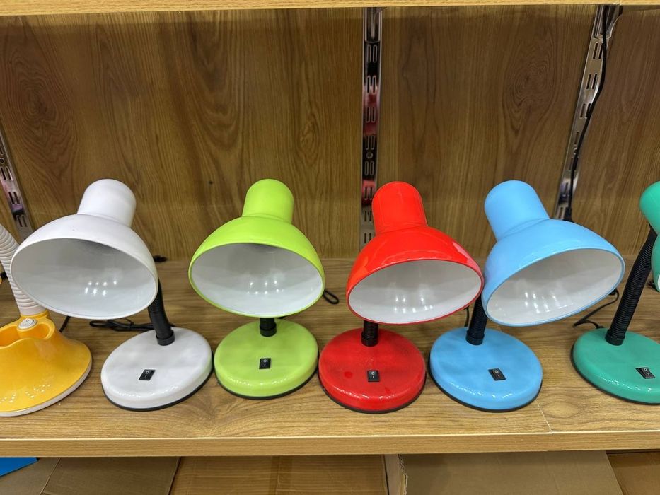 Настольная лампа для школьников