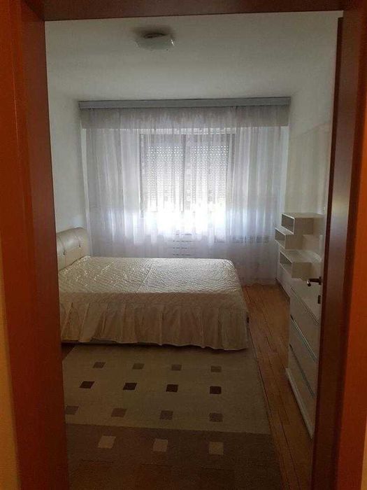 Дава се под наем Двустаен апартамент в Бургас, Славейков - 55 кв.м за 244.8 € - Снимка #1