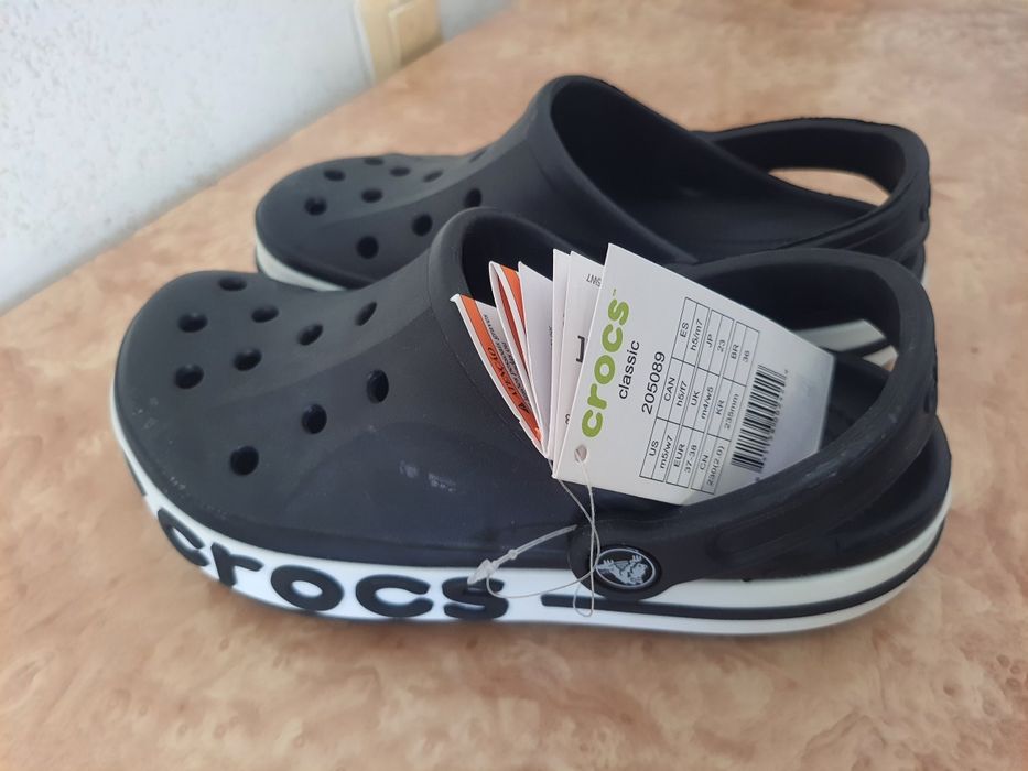 Шлепанцы (crocs)