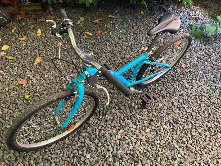 Bicicletă copii BTWIN 500, 24", 9–12 ani – stare foarte bună (predare in Timisoara)