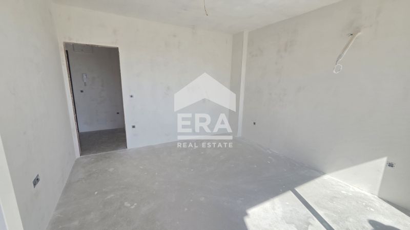 Продава се Тристаен апартамент в Варна, Виница - 95 кв.м за 1569 €/кв.м - Снимка #4