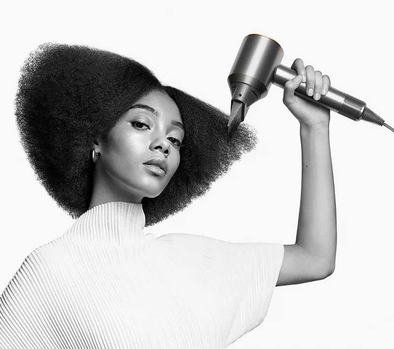 Сешоар Dyson Supersonic HD07 с Пет приставки Черен със златно НОВ