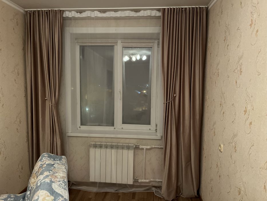 Шторы вместе с тюлью