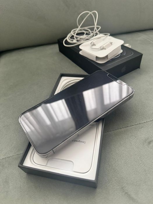 Iphone 15 pro E-SIM, model USA