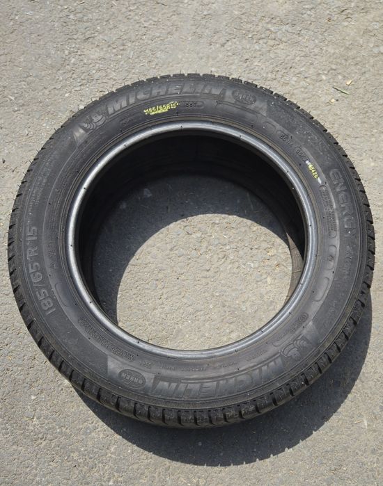 Anvelope 185/65/15 Vara