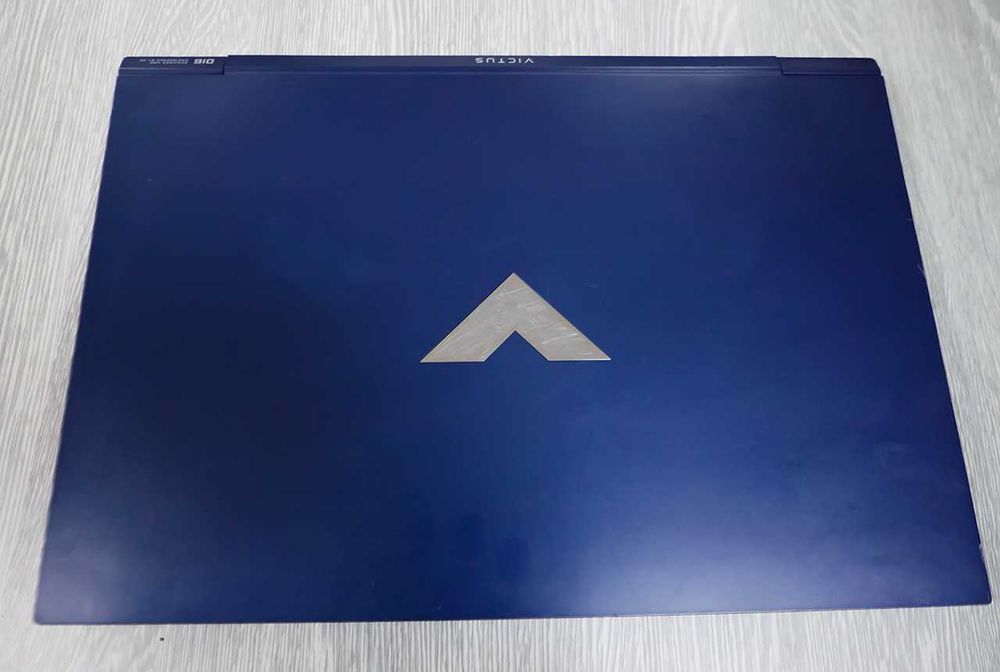 HP Victus 16 / RTX 3050 / 32GB RAM
