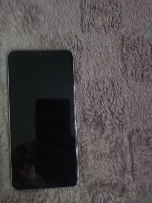 Здравствуйте Обменяю Samsung s 21 fe