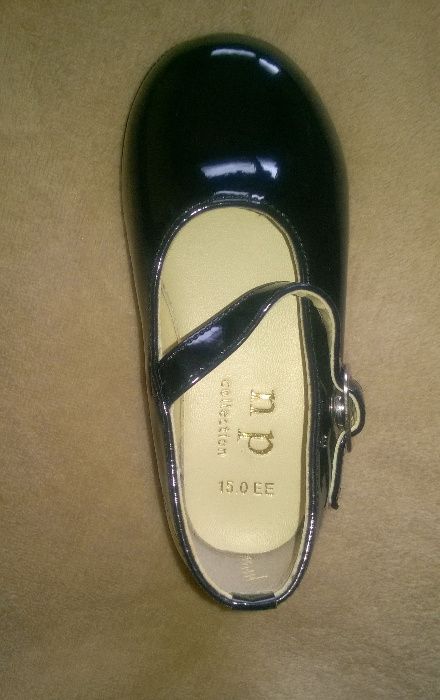 Детски лачени обувки 15-16 номер/ Япония