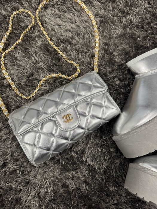 Боти и чанта Moschino