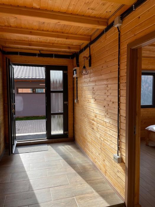 Cabana de inchiriat sau de vanzare/afacere la cheie/ casa batraneasca