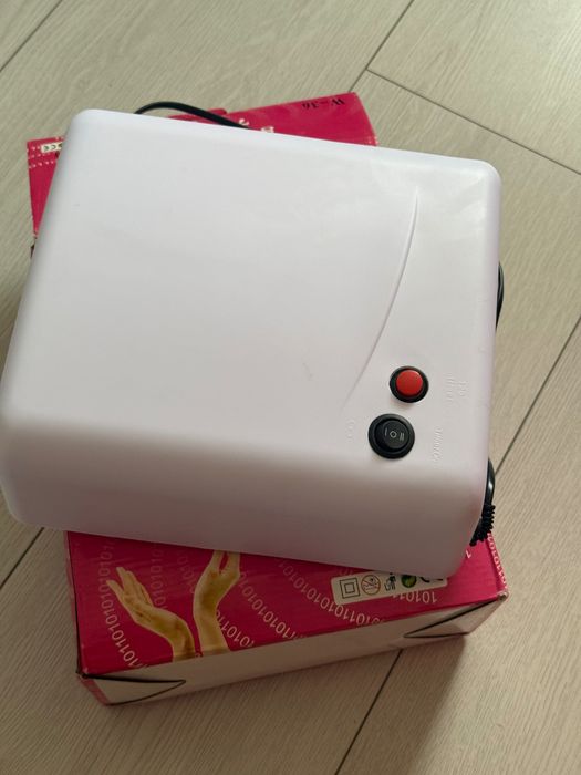 УФ лампа для ногтей UKC W818 36 Вт