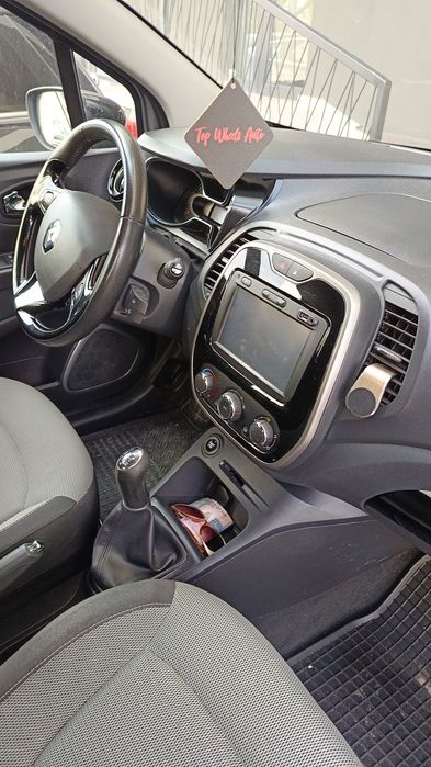 Vând Renault Captur, 1,5 dci, 2017, 190000km, manuală, 90 cai, stare perfectă, 6800 € . Tel 0723280018