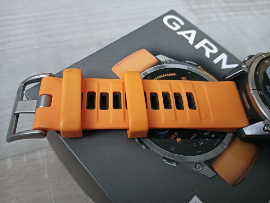 NOU Garmin Fenix 8 Titanium Sapphire