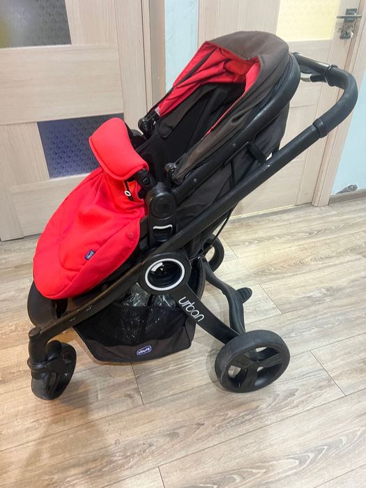 Коляска Chicco Urban