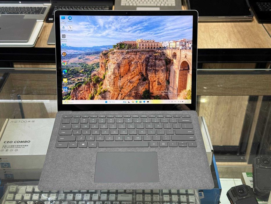 MICROSOFT SURFACE LAPTOP 3 CORE i5-1035G7 ram 8 ssd 256 Сенсорный