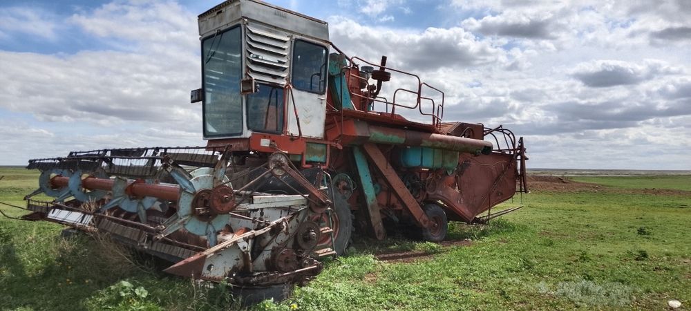Продам комбайна в хорошем состоянии