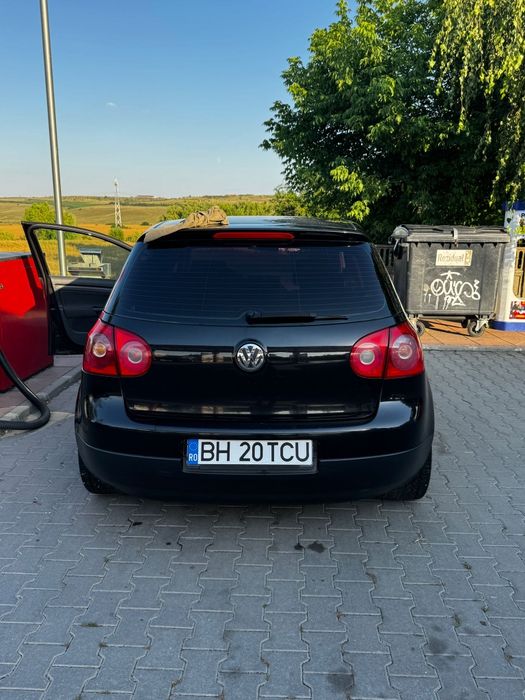 VOLKSWAGEN Golf 2005 — imagine 5