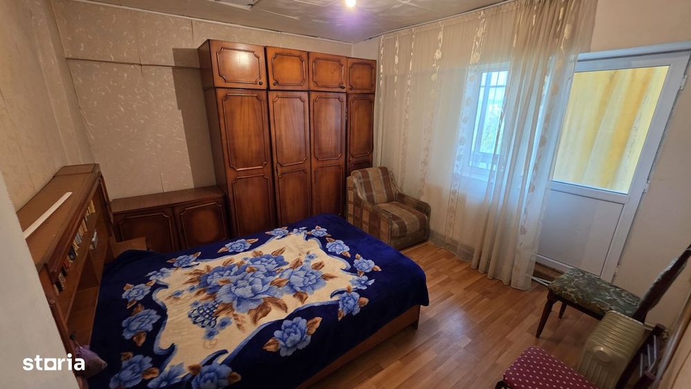 Vand ap cu 3 camere str. Musetelului
