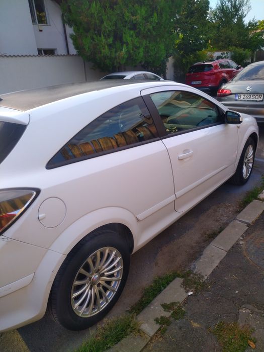 Opel Astra H GTC 1.6 Benzină -masina întreținută  1800e