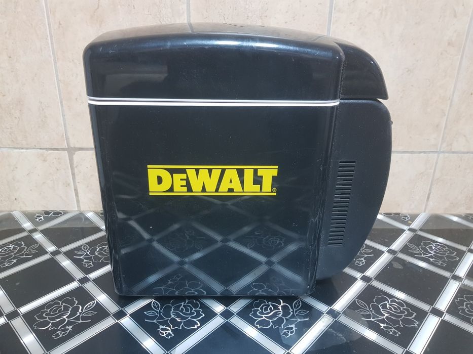 Racitor si incalzitor dewalt