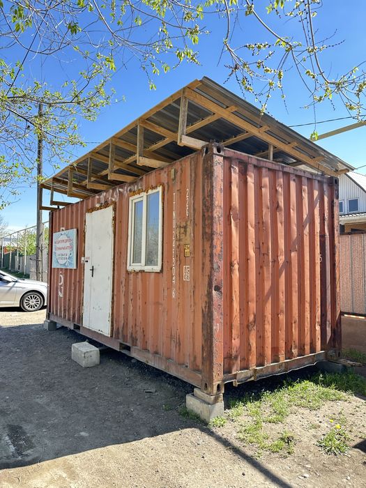 Обшитый контейнер 20 тонн.