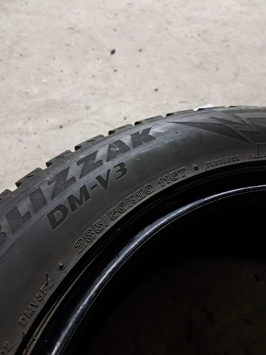2 anvelope iarnă 285 50 R20 Bridgestone