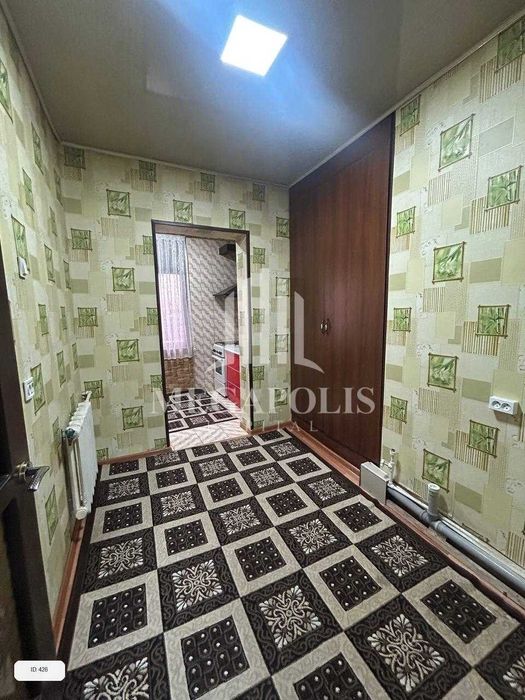 Buxoro 6-mikrorayonda 2 xonali kvartira arzon narxda sotiladi.№426