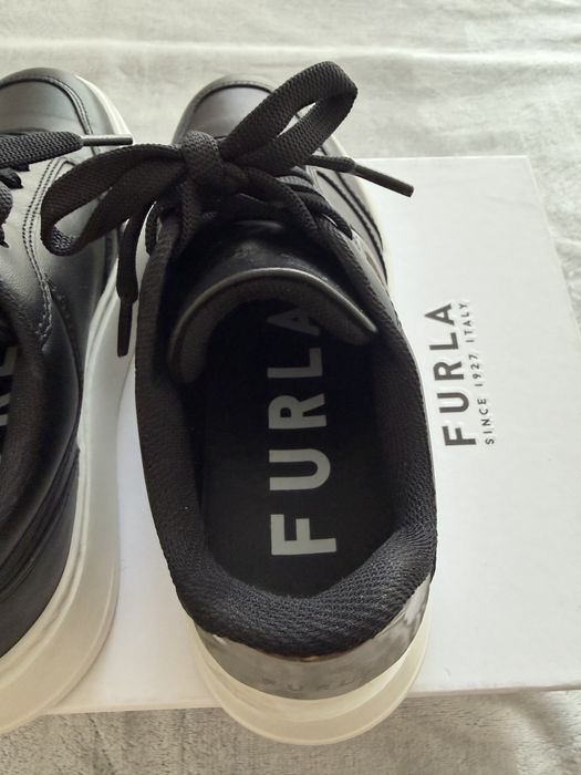 Furla маратонки