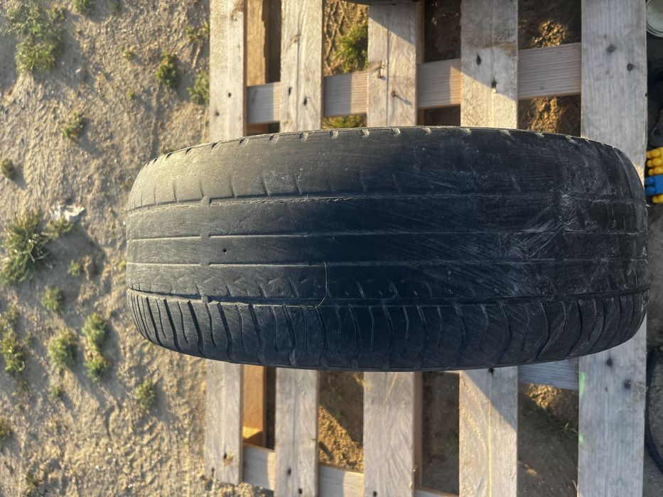 продам покрышку под запаску