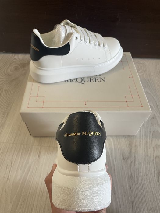 Alexander McQUEEN