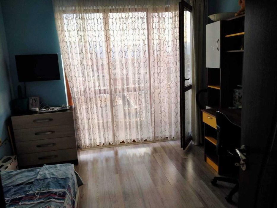 Продава се Тристаен апартамент в Пловдив, Южен - 90 кв.м за 1356 €/кв.м - Снимка #8