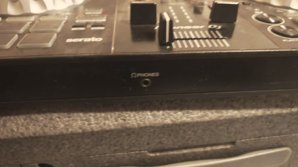 Consolă dj pioneer DDJ-SB3