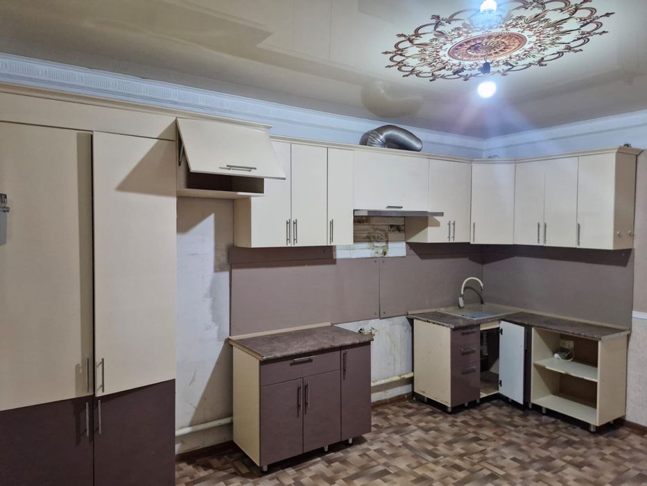 Продам кухню  в хорошем состоянии
