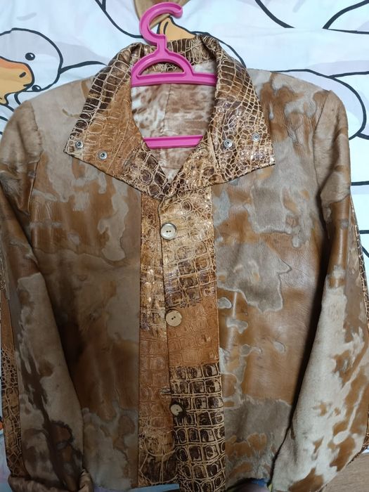 Продам кожаную куртку