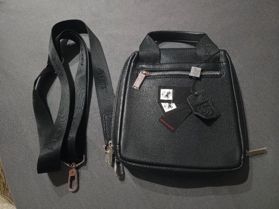 Чисто нова мъжка чанта ART 93