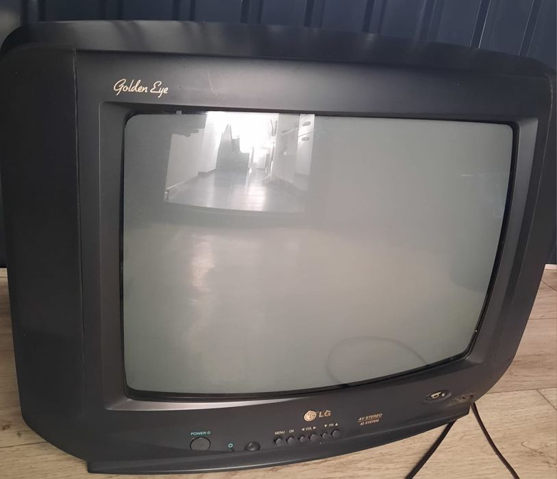 Продам телевизор LG
