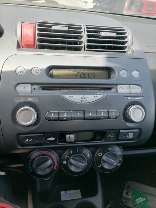 Honda Jazz 1,2 i , Хонда Джаз на части!
Април 2006