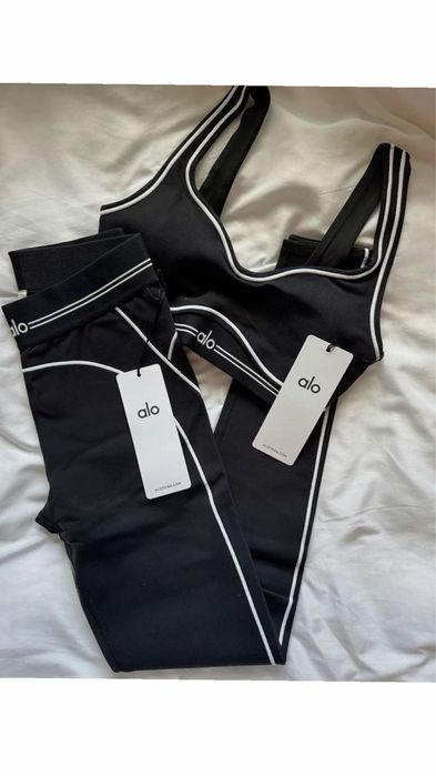 Alo yoga сет клин и бюстие