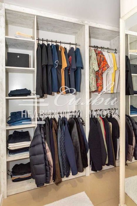 Продава се Тристаен апартамент в Шумен, Куршум чешма - 110 кв.м за 2273 €/кв.м - Снимка #7