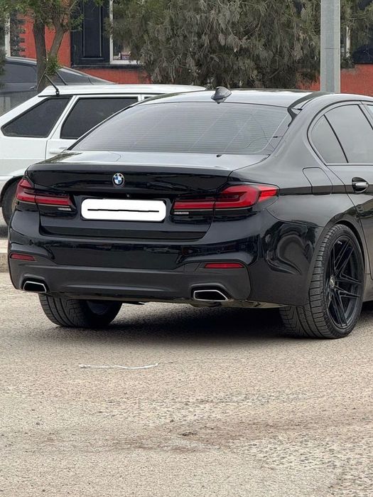 Продам диффузор заднего бампера BMW G30