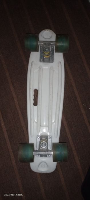 Скейтборт сатылады