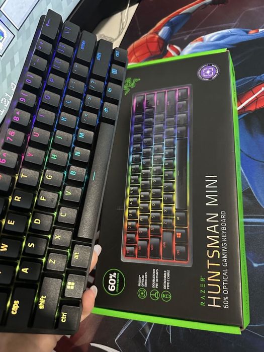 tastatura razer huntsman mini 60%