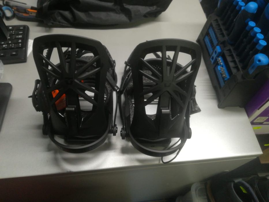 Legături splitboard noi Union Explorer M și L