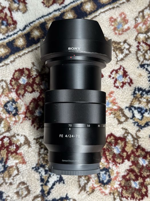 Model: Sony FE 24-70mm f/4  sotiladi