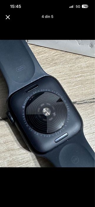 Apple Watch  SE 2 2024 (40mm) / 100% baterie