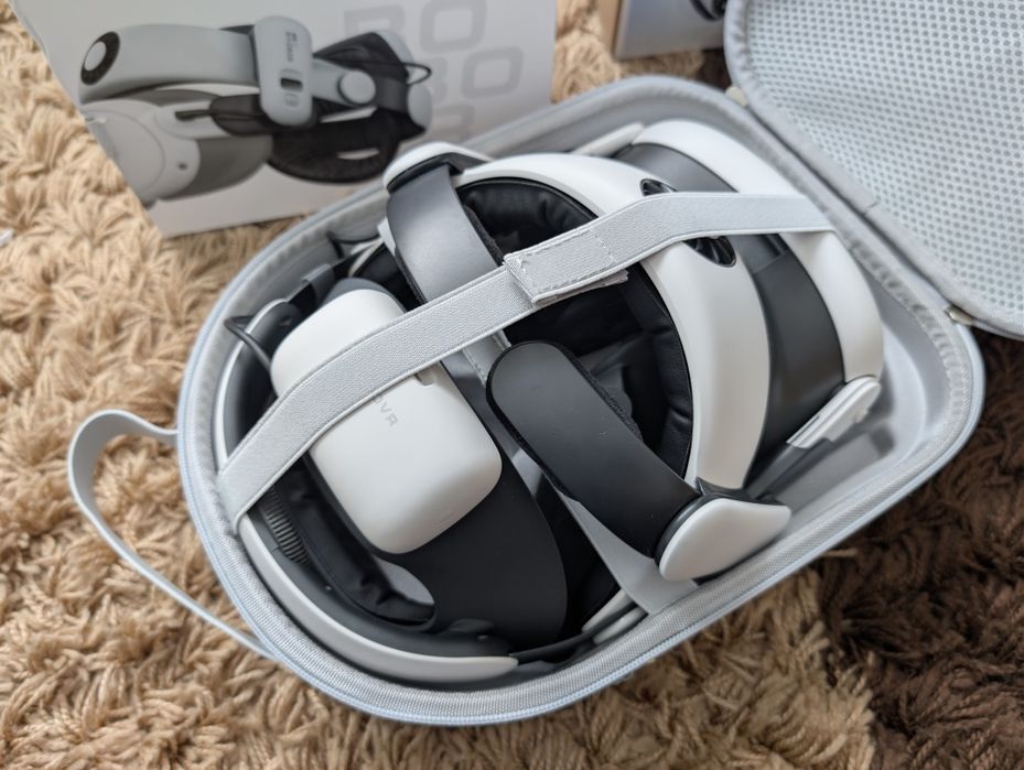 Meta Quest 3 cu BoboVR S3 Pro, AMVR Grips, Carry Case