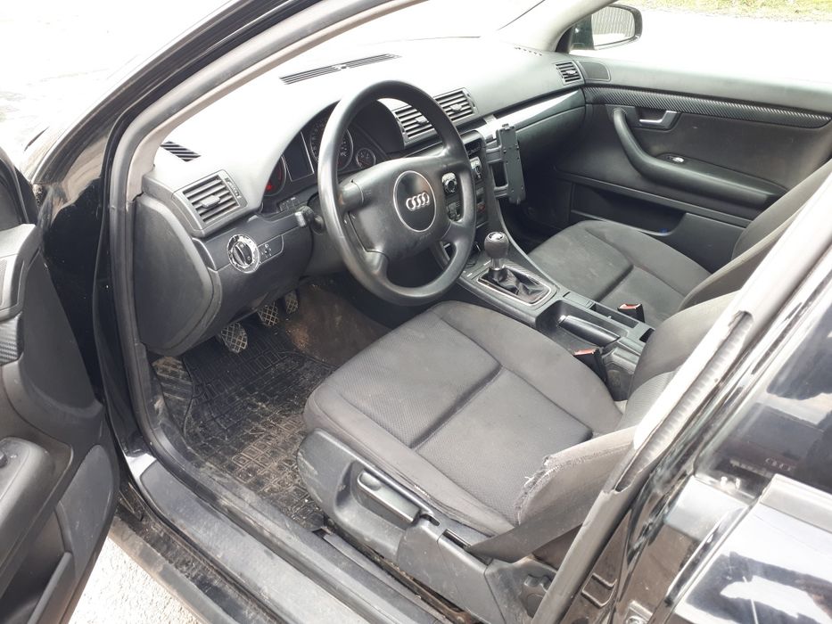Vând Audi a4 1.9 131kai